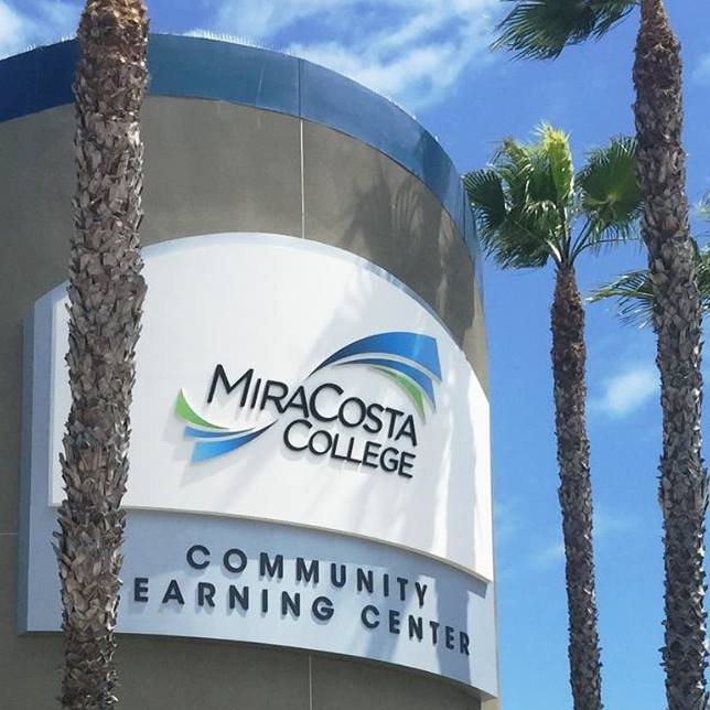 Picture of Sign outside MiraCosta Community College Learning Center