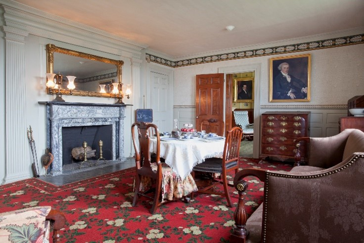 Salisbury Mansion with old, historical furniture and paintings