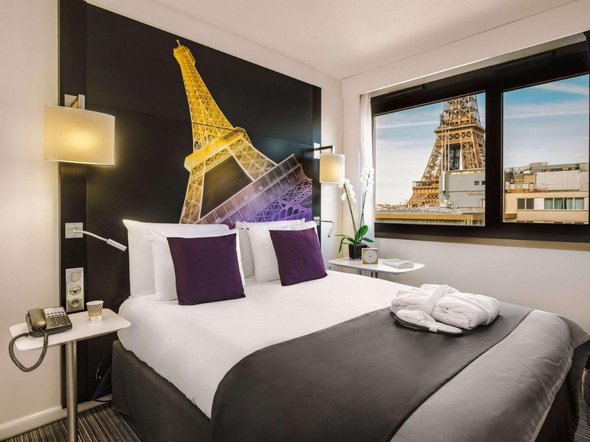 eiffel tower view hotels