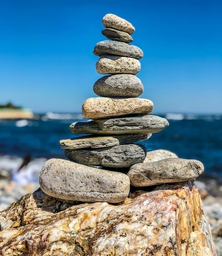 Pile of rocks along the Cliff Walk