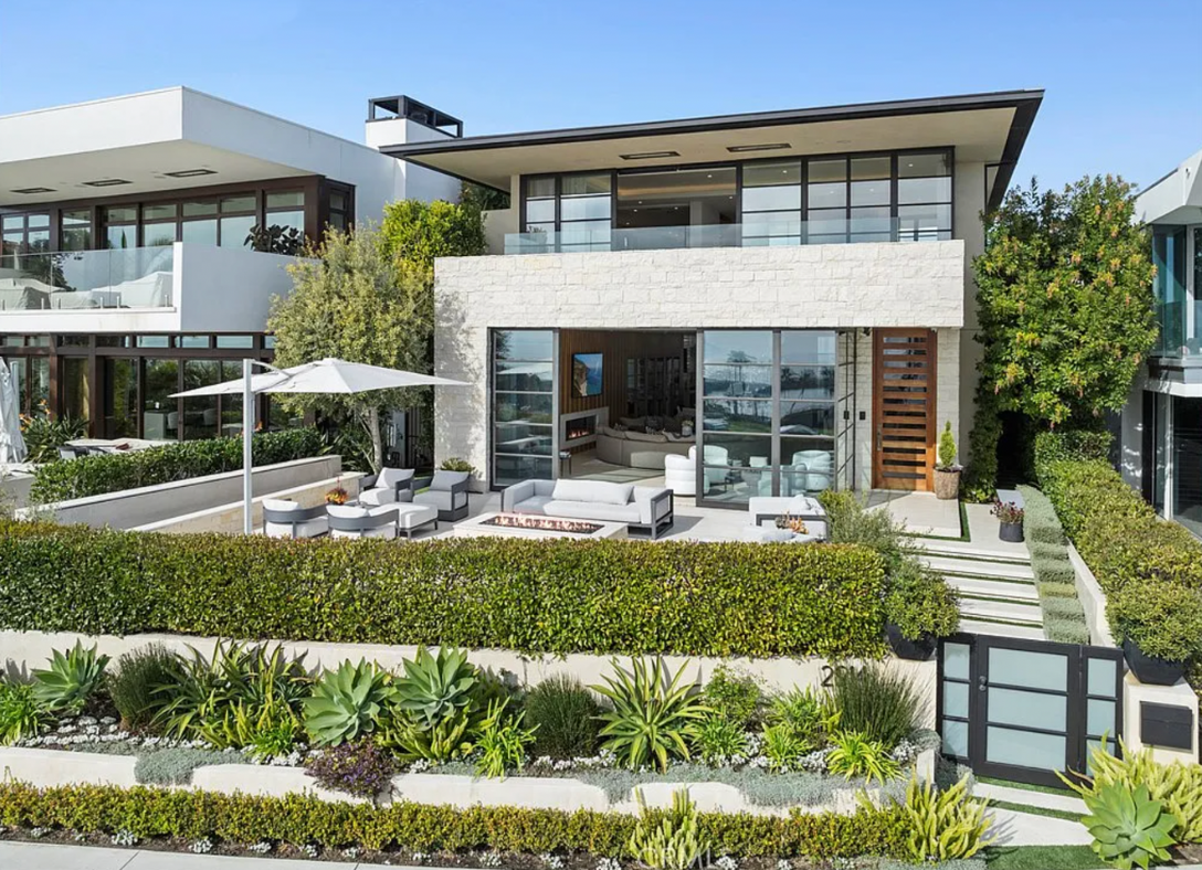 2914 Ocean Blvd, Corona Del Mar, CA 92625