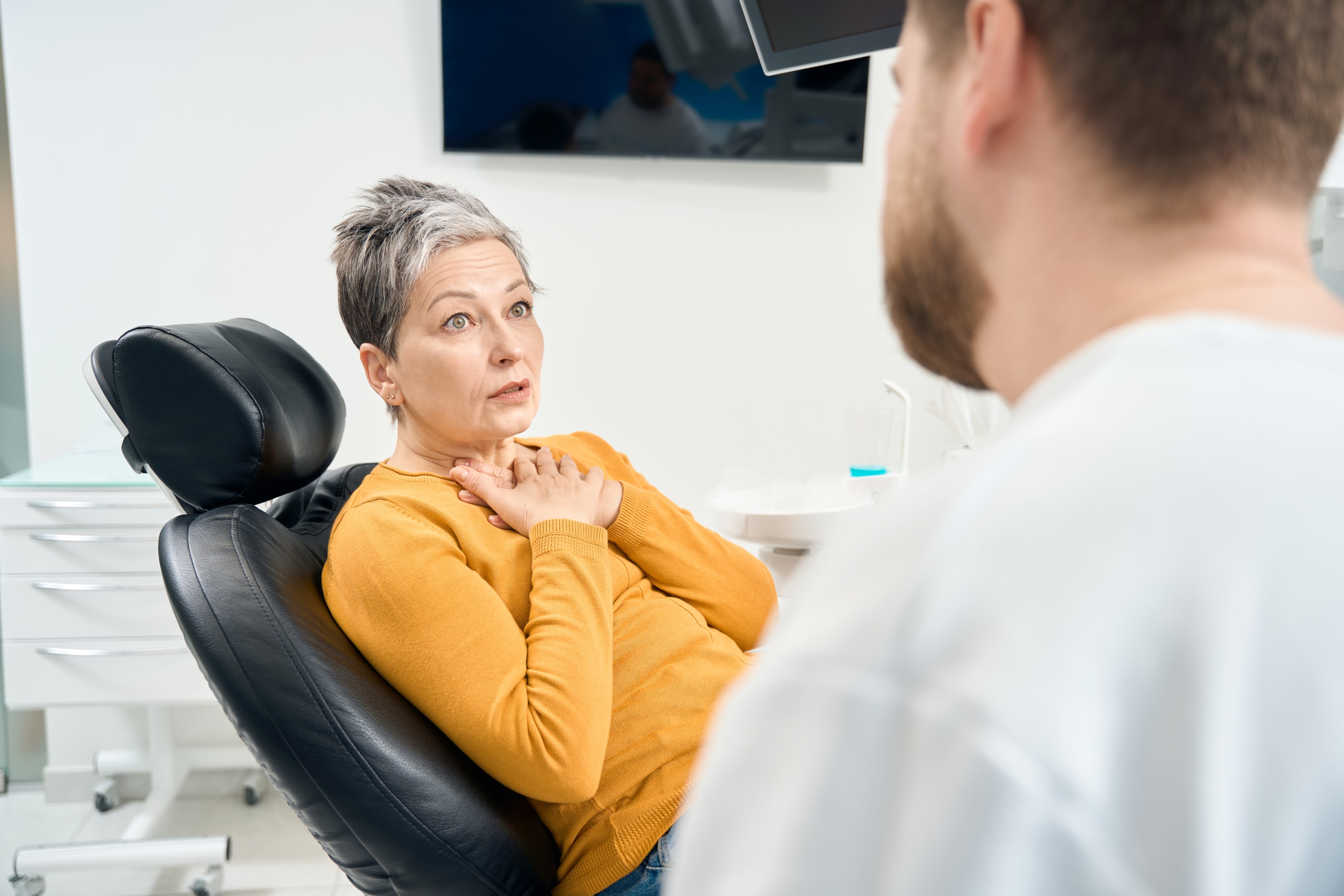 Doctor telling patient about possible complications