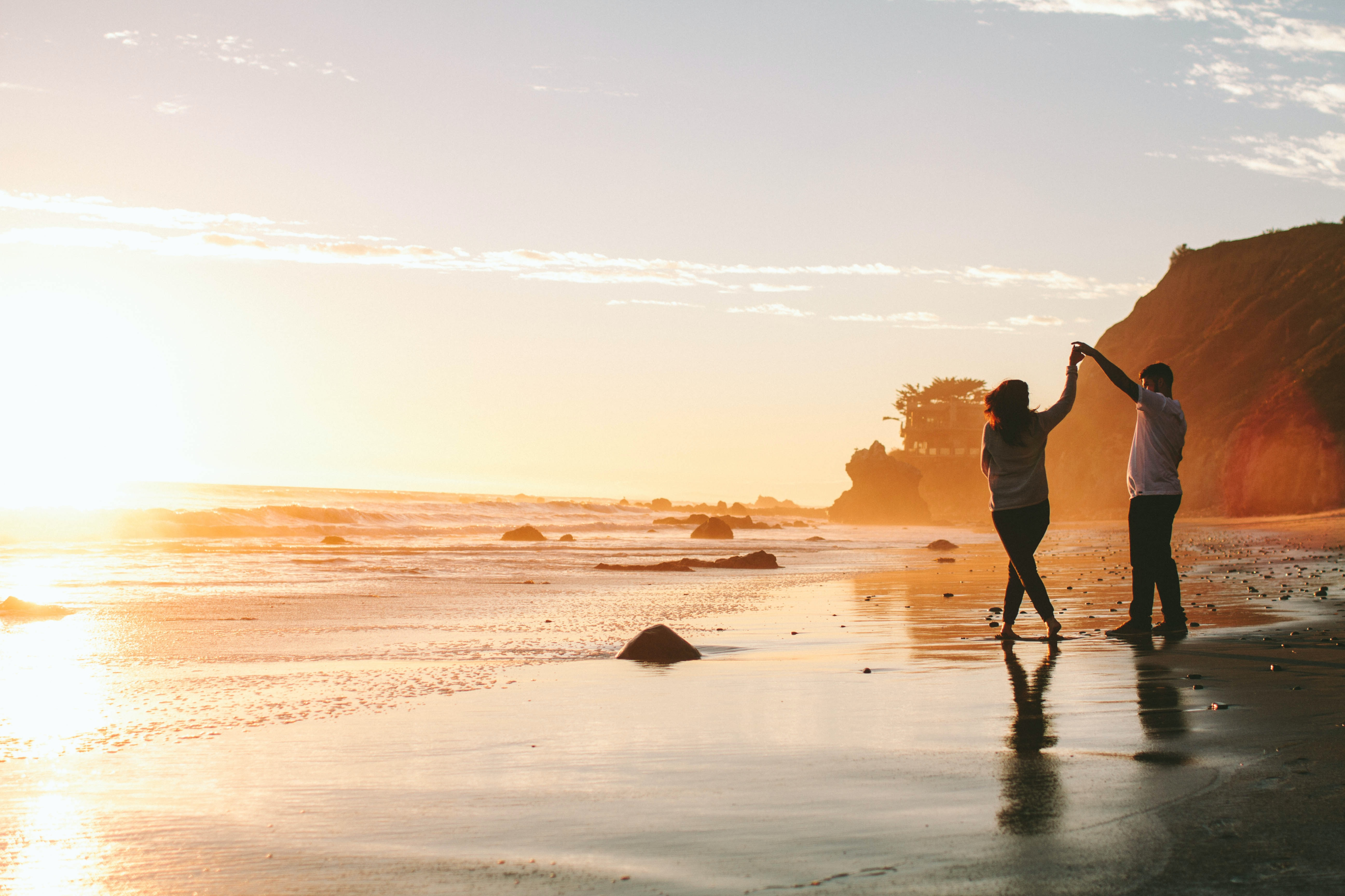 Golden hour couple photoshoot at El Matador Beach in Malibu, CA. Photo by Nathan Dumloa