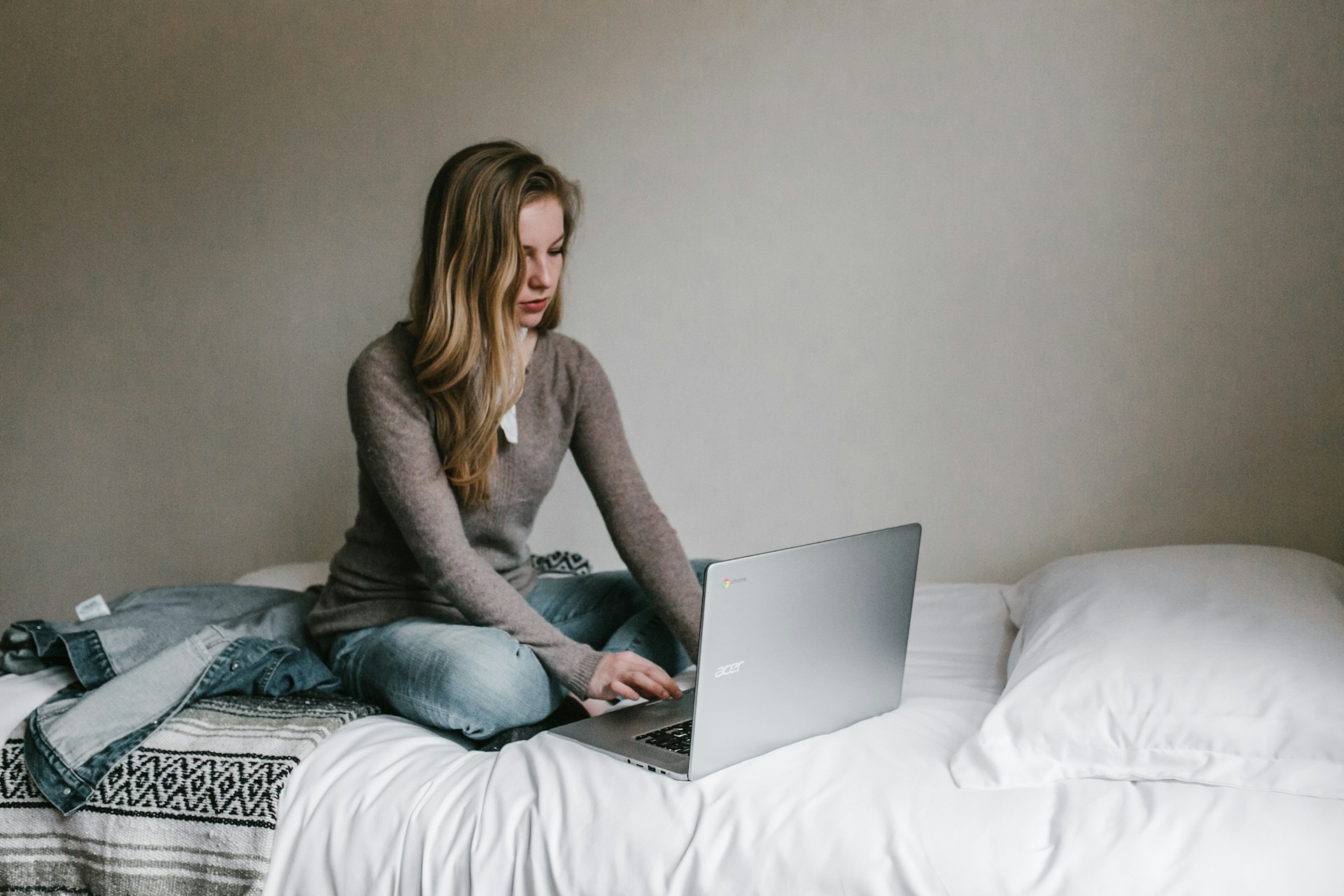 Make Money Writing by Choosing the Right Site!