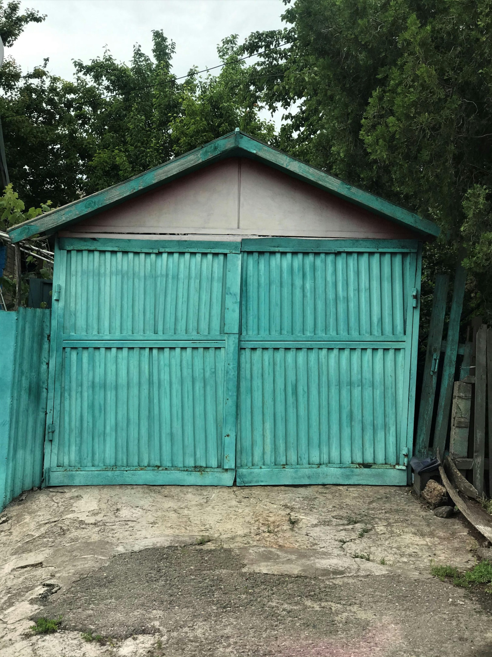 Distressed property that makes a perfect target for real estate investors.