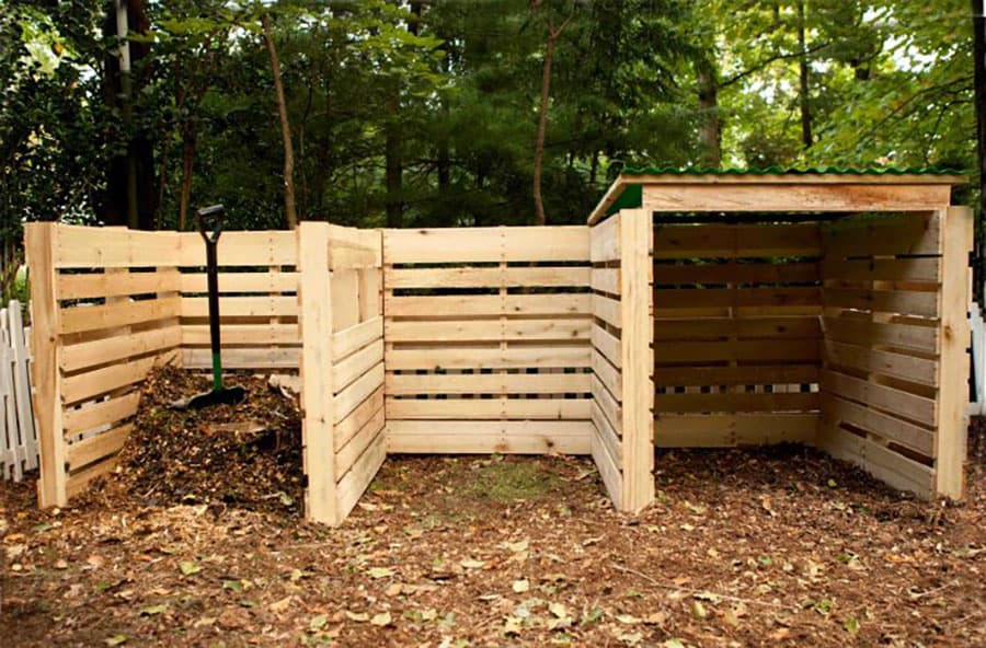Wooden Pallet Fence