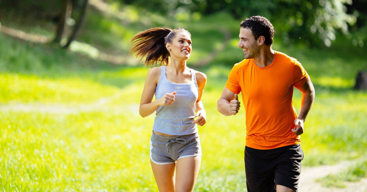 An image of two people running with improved blood circulation from routine cold plunging.