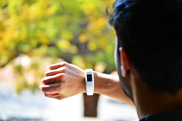 A wearable watch for activity tracking, pain relief, atrial fibrillation, and monitors calorie intake with integrating ai