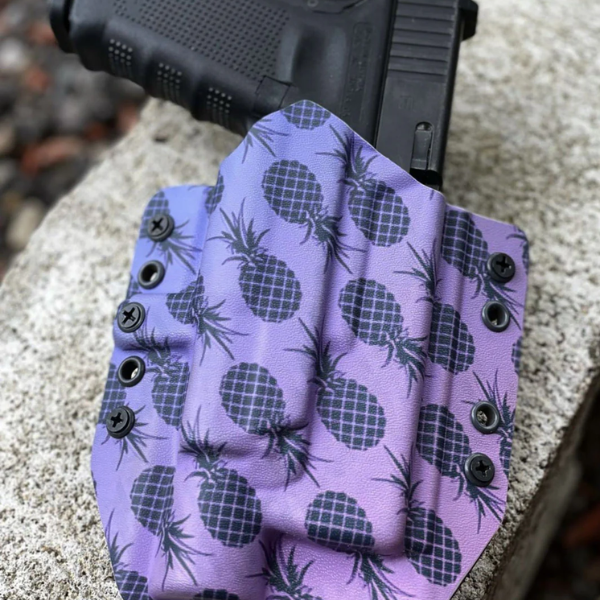 Image of an OWB Sirius holster compatible with a Glock 41.