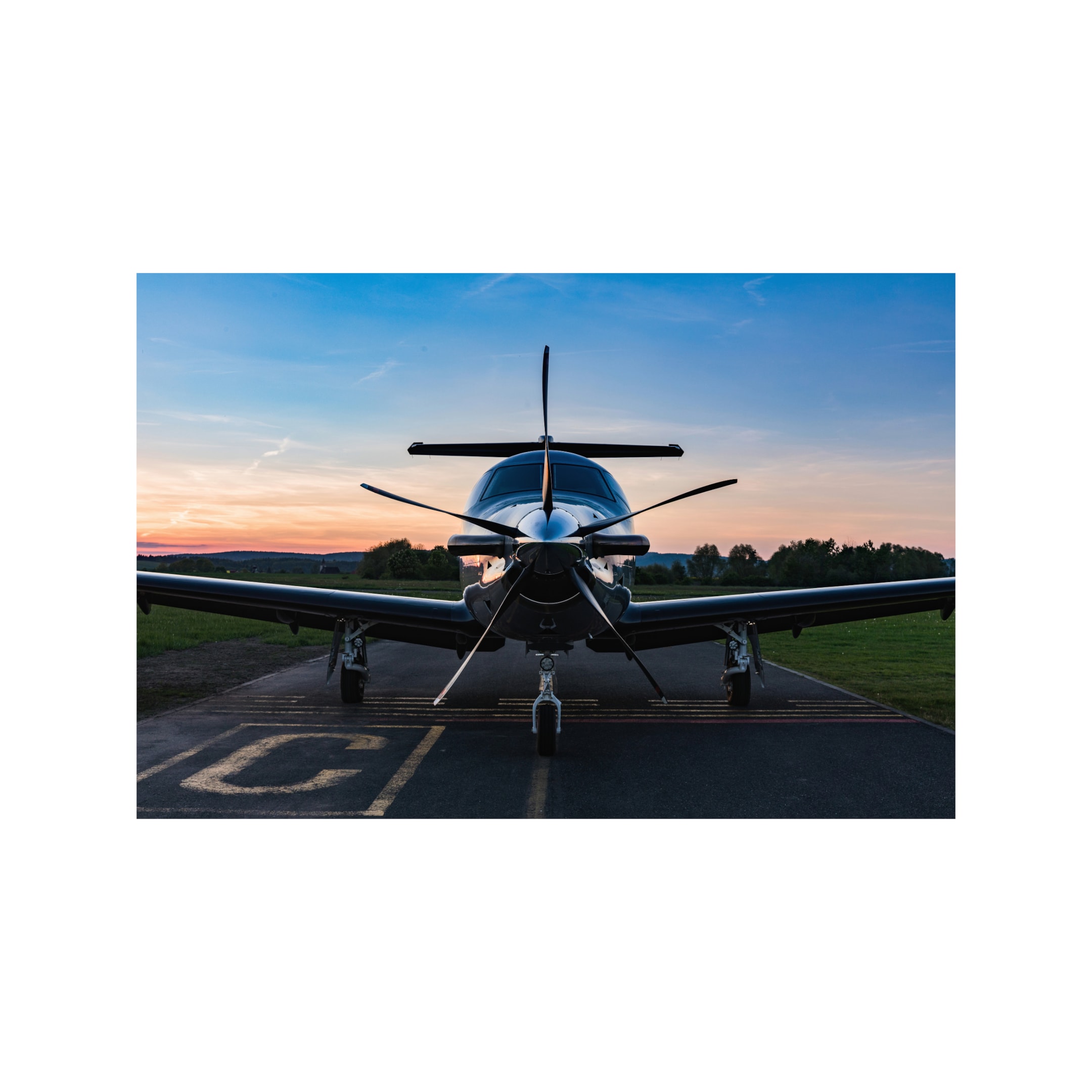 Single Pilot aircraft with big cargo cabin operated by several carriers