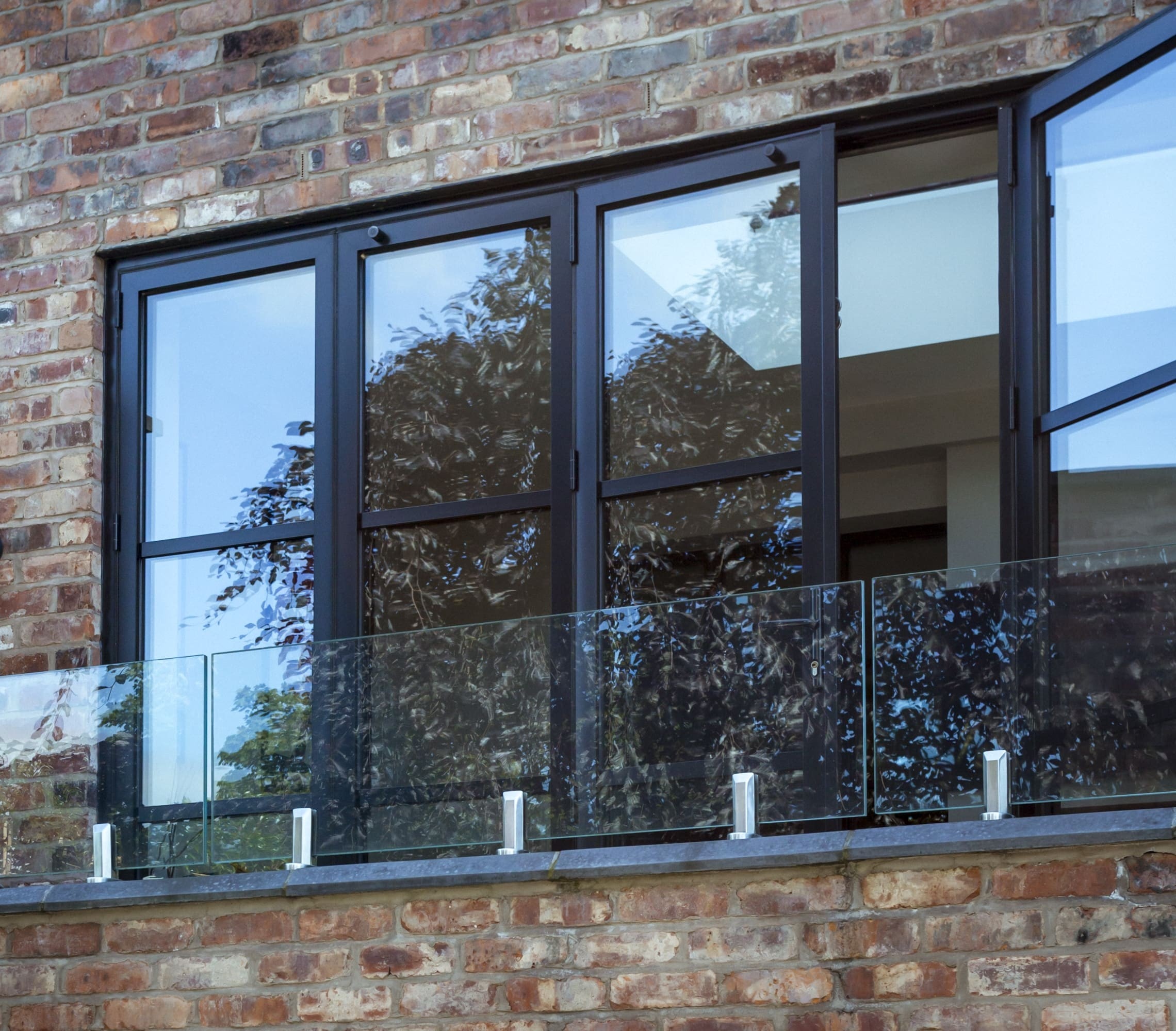 4-pane bi fold doors