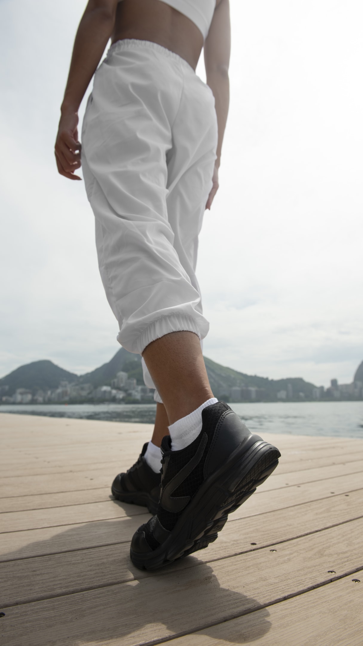 Odpowiednie buty do dresów sportowych są szalenie modne!