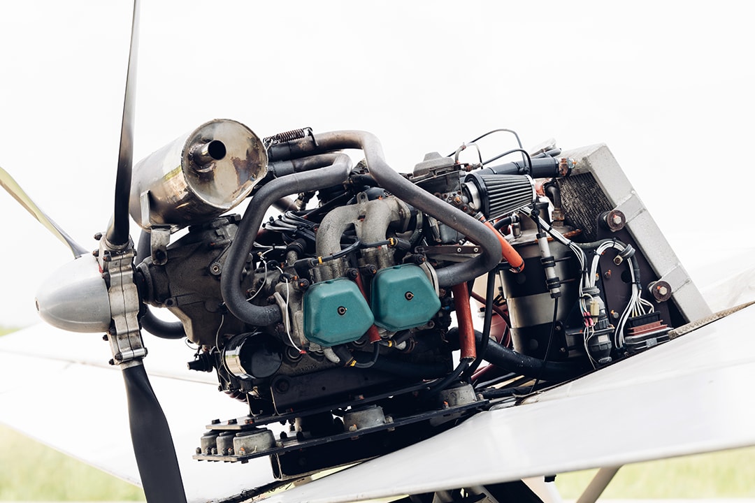 Cessna 172 engine instruments and controls