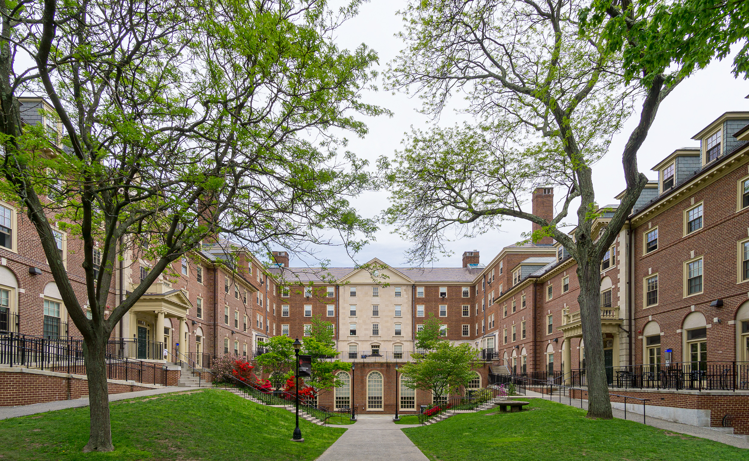 https://commons.wikimedia.org/wiki/File:Brown_University_Pembroke_campus_%28crop_and_straighten%29.jpg