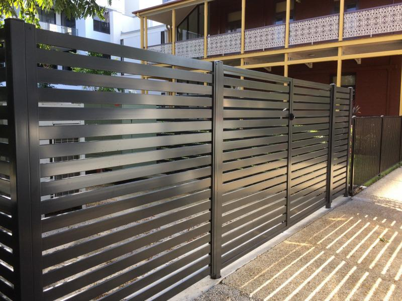 Horizontal Aluminum Fence