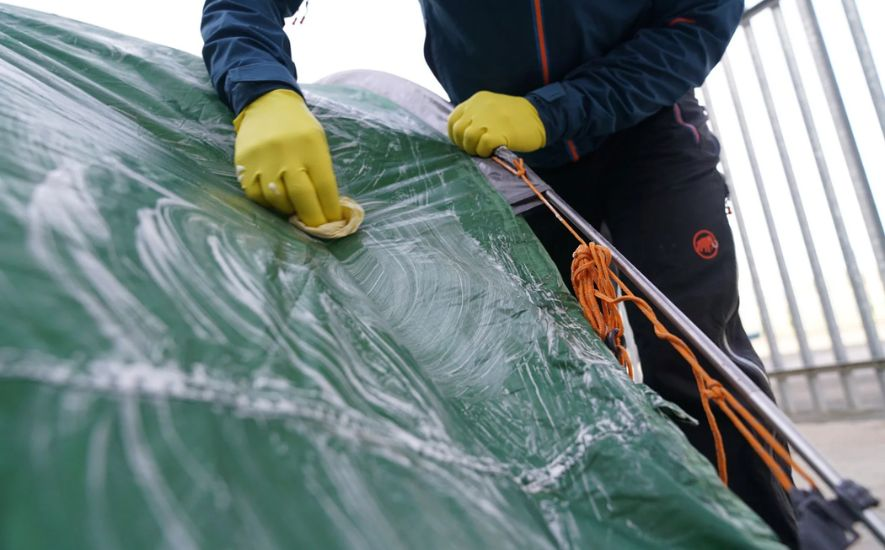 Factors to Consider While Waterproofing A Tent