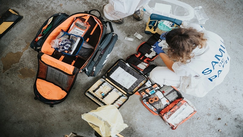 Using a First Aid Kit