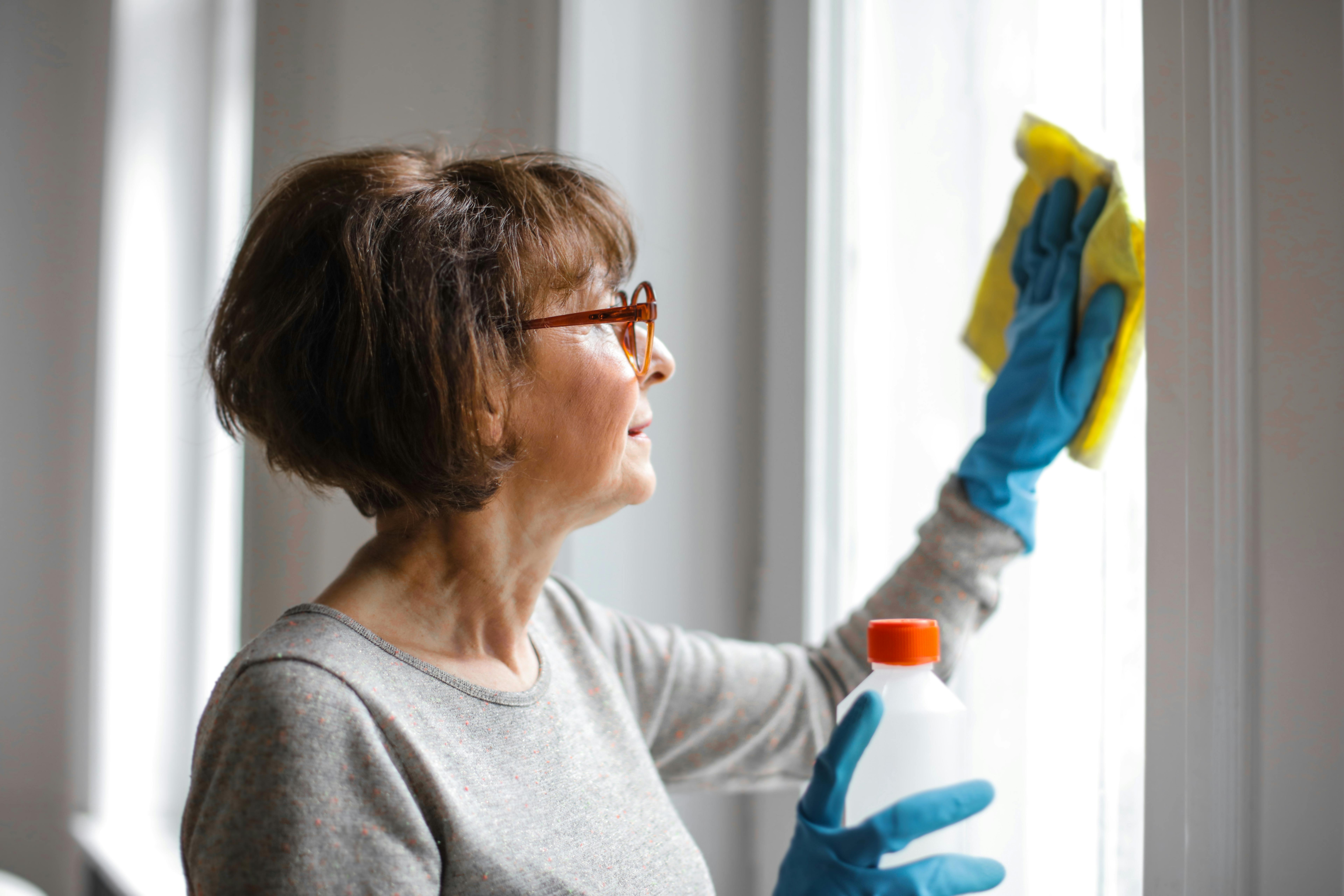 all the baking soda, paper towels, all natural cleaner, wet cloth