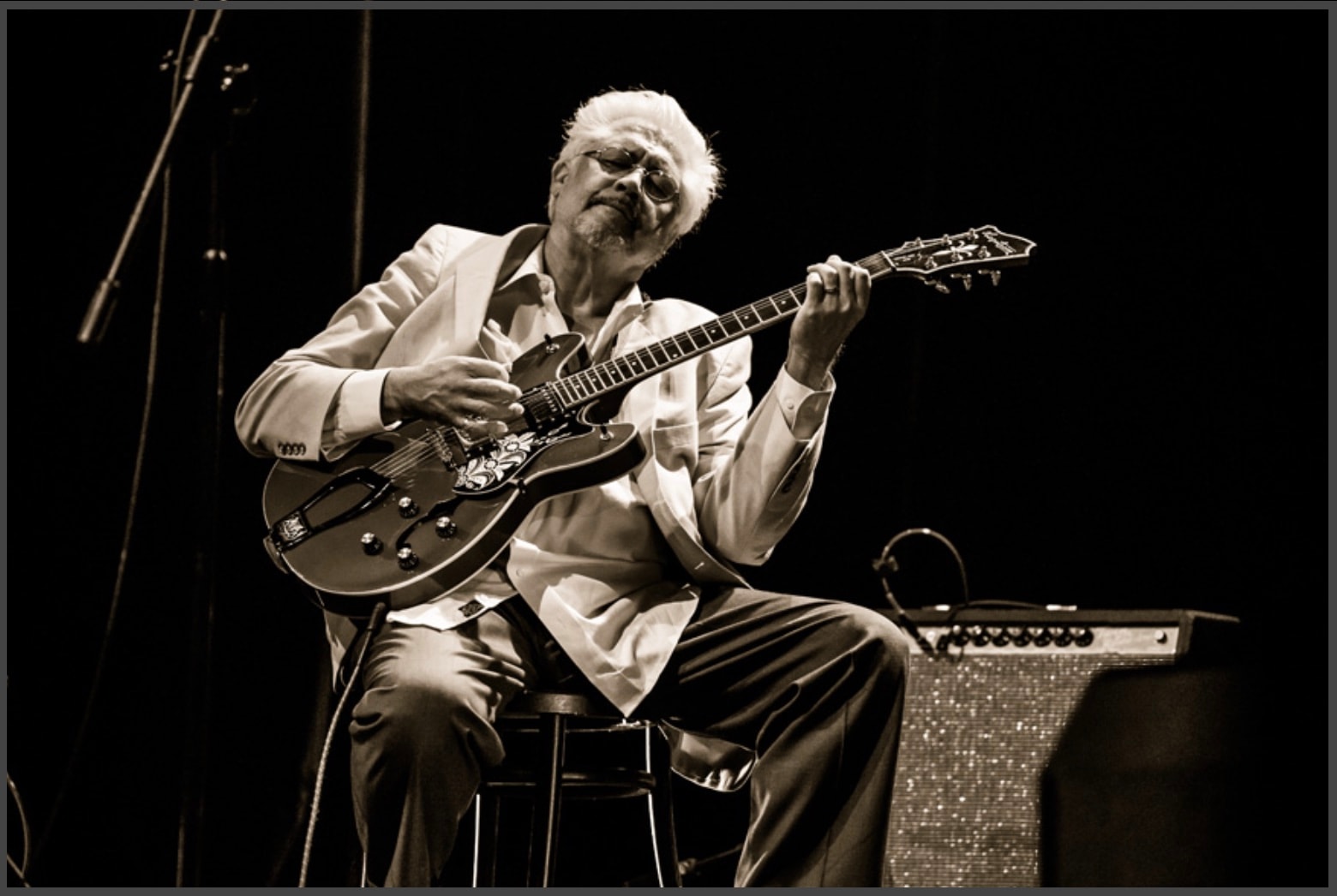 What Is Jazz Fusion? 15 Must-Hear Jazz Fusion Artists 9 Larry Coryell