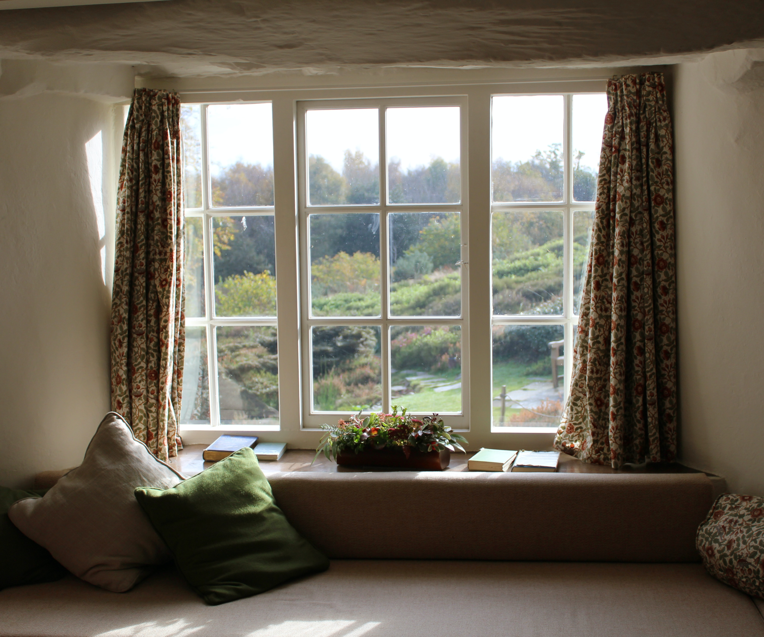 make use of heaving curtains to keep the chill out your home this autumn
