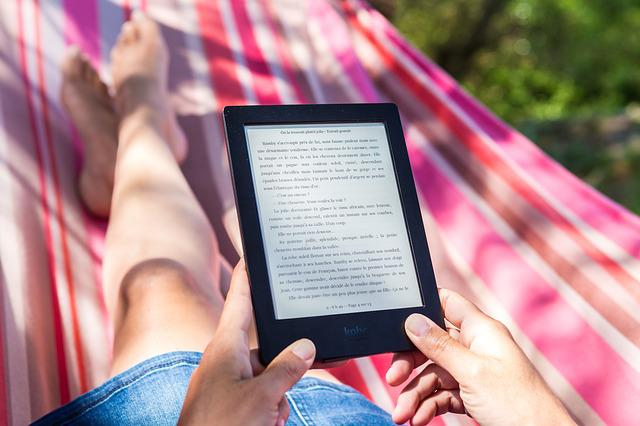 kobo, reading light, ebook