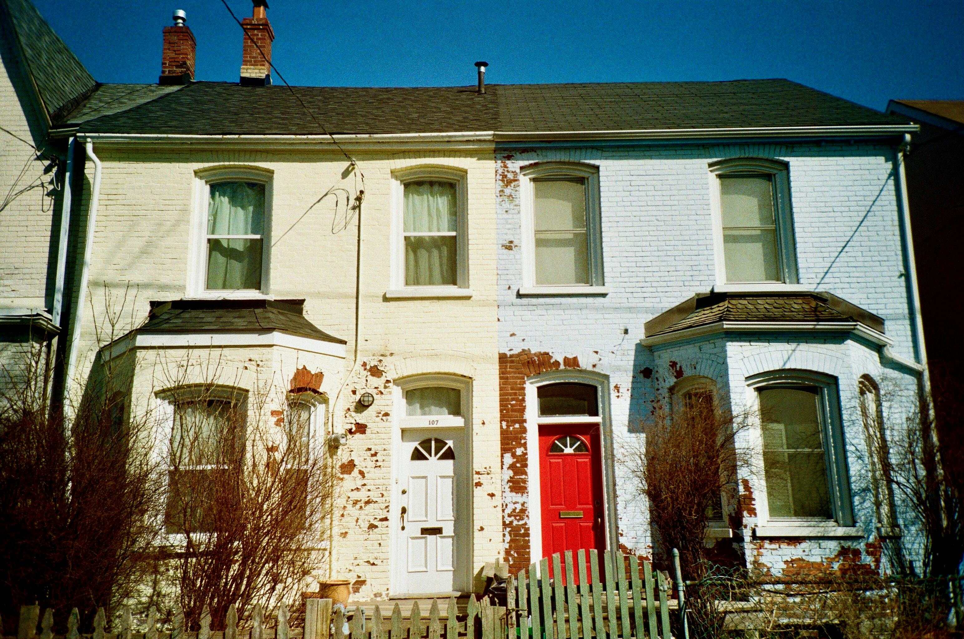 Investing in Small Multifamily Buildings: The Smart Way to Build Wealth Without Big Risk