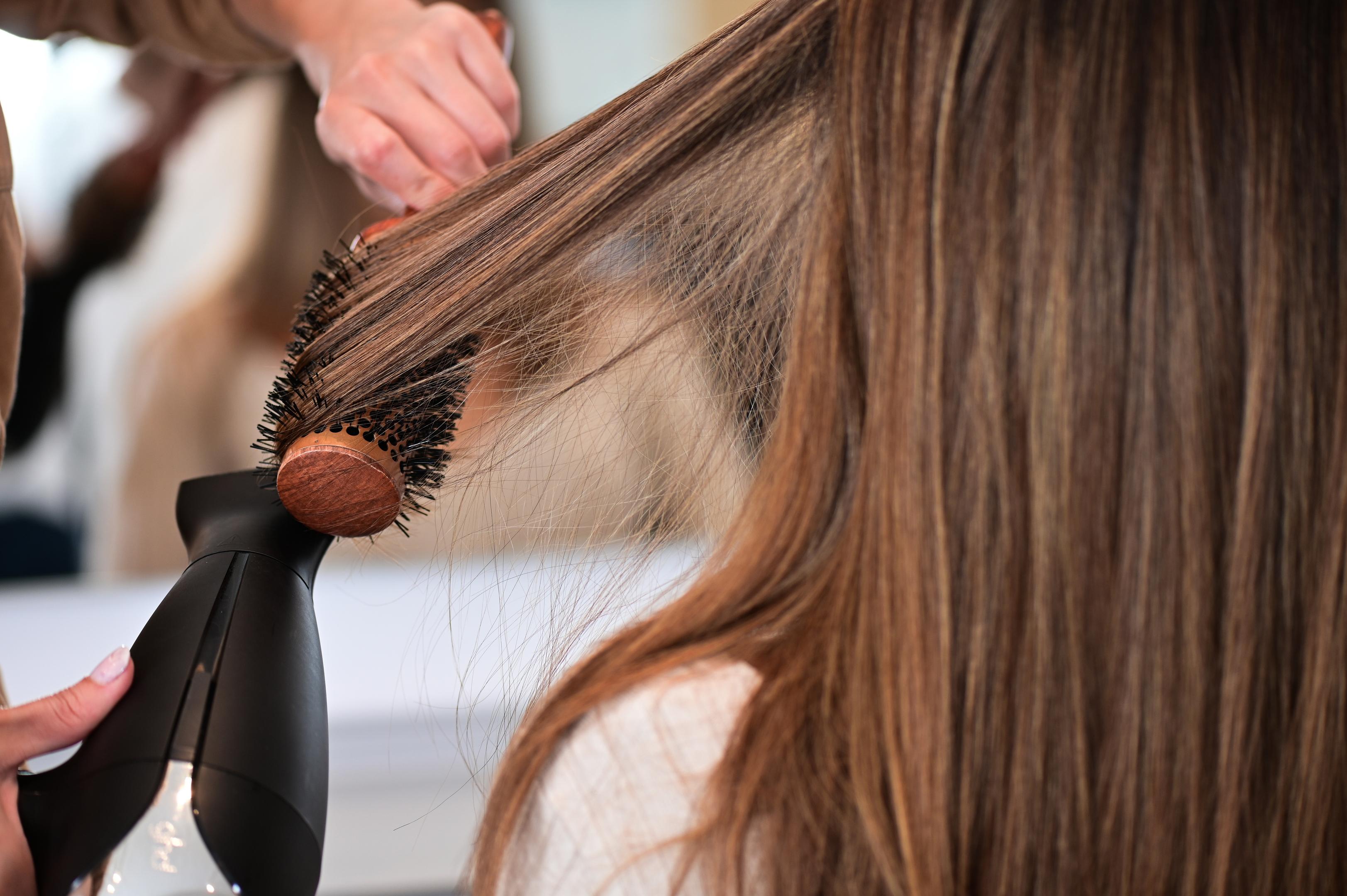 how to blow dry fine hair