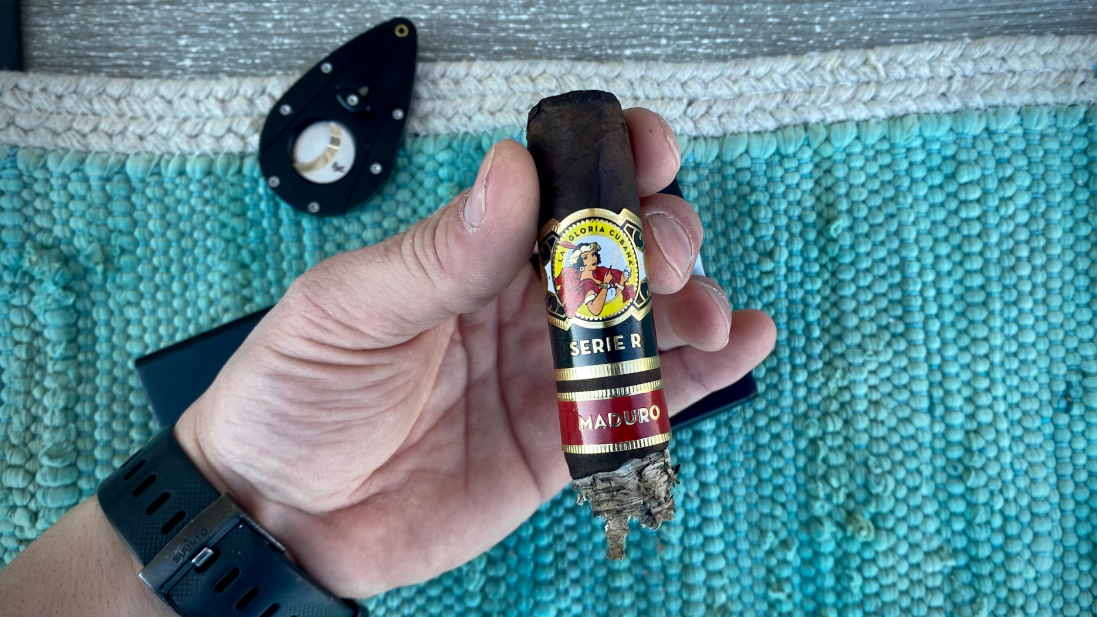 La Gloria Cubana Serie R Maduro  Final Third