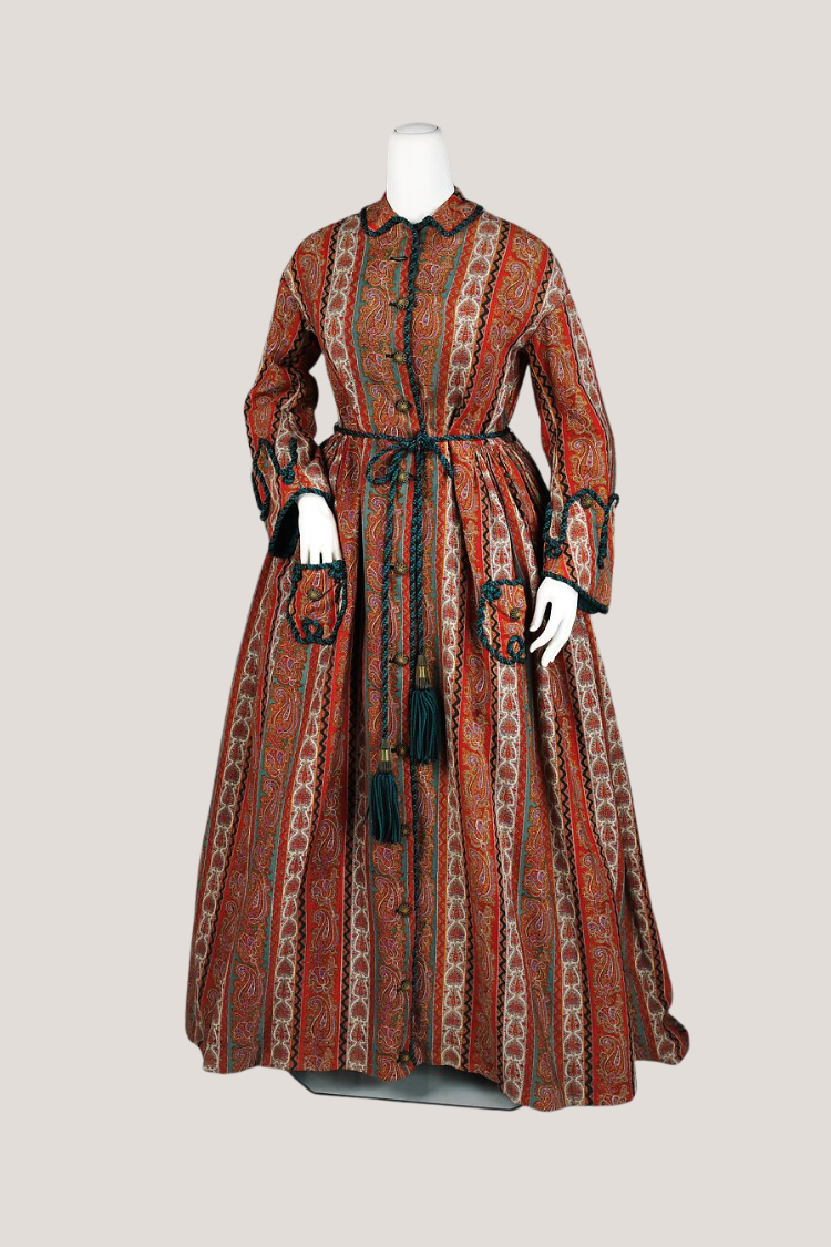Dressing gown American