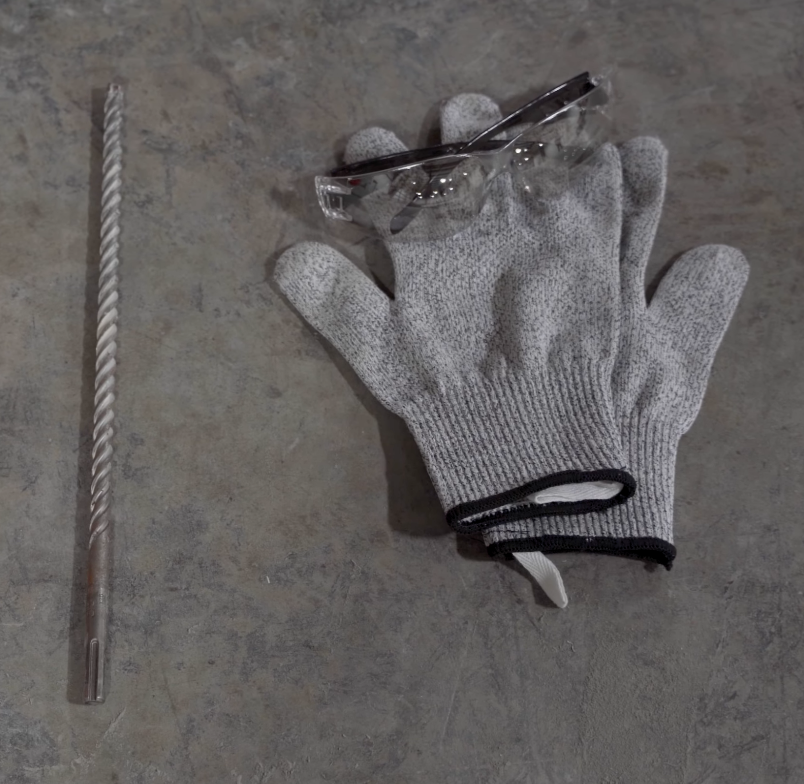 Rotary hammer Bit with gloves and glasses