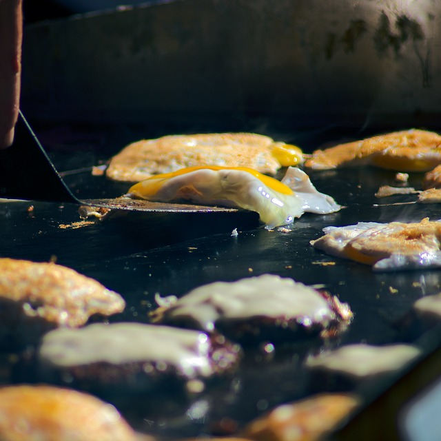 farmers market griddle, eggs, griddle