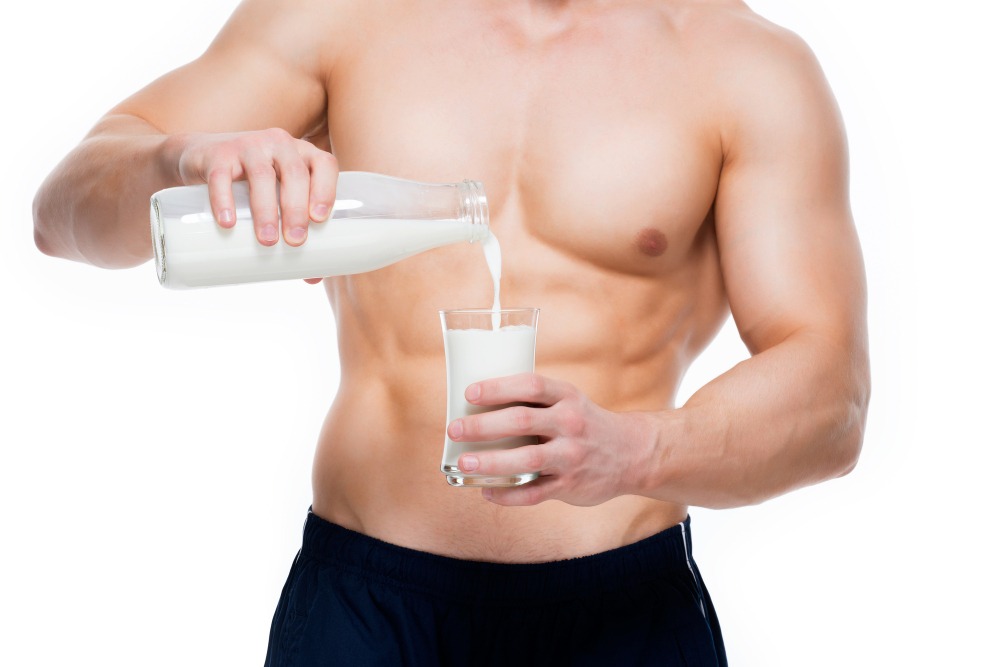 O whey protein é a proteína isolada do soro do leite. Fonte da imagem: Freepik.