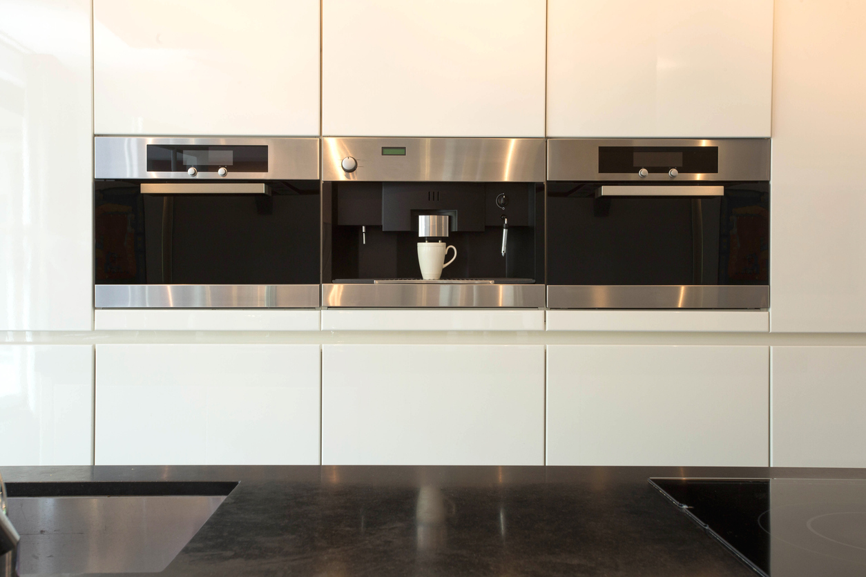 Wall Ovens - The Complete Guide to Designing a Modern Kitchen