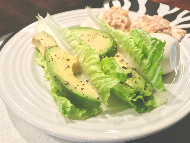 Avocado Tuna Lettuce Wraps