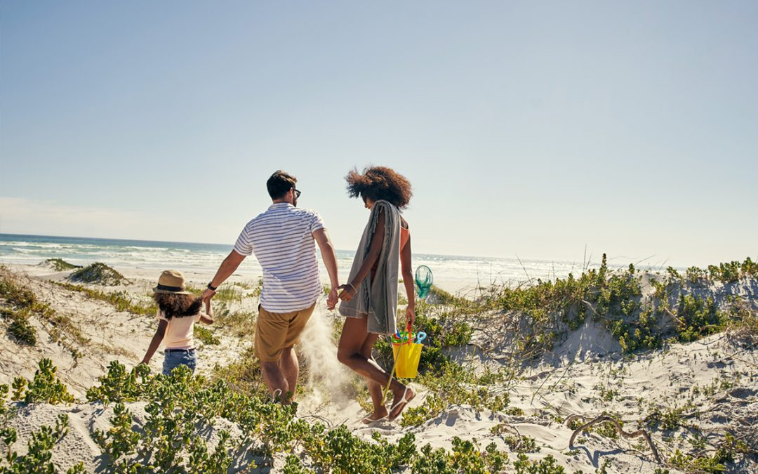 A Family with Outdoor Items at Spring Break (travelocity.com)