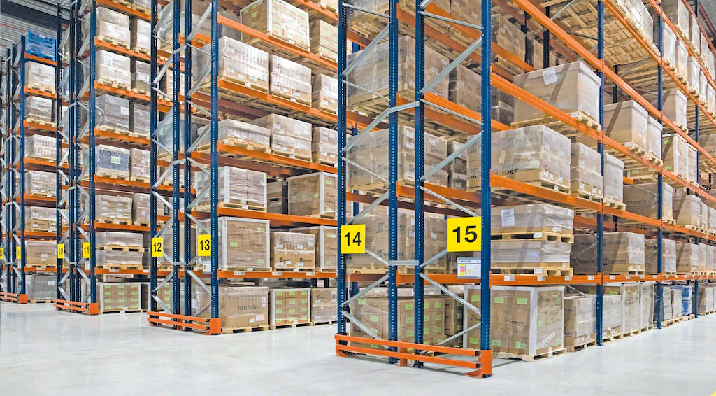 Efficient storage solutions in warehouse with pallet racks and shelving units