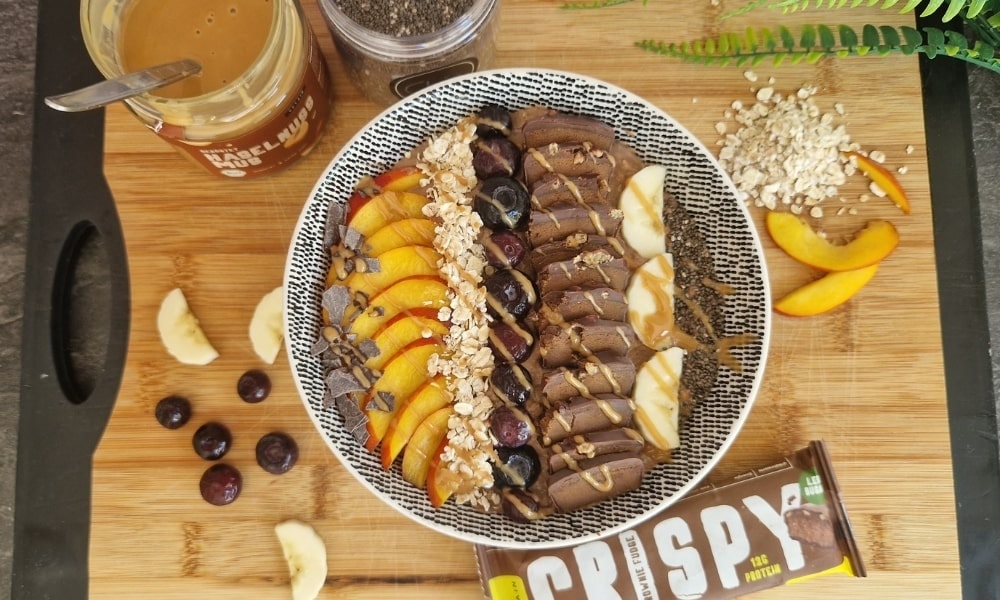 Chocolate protein bowl with tasty toppings