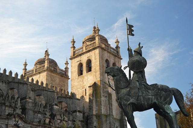 porto cathedral, statue, porto