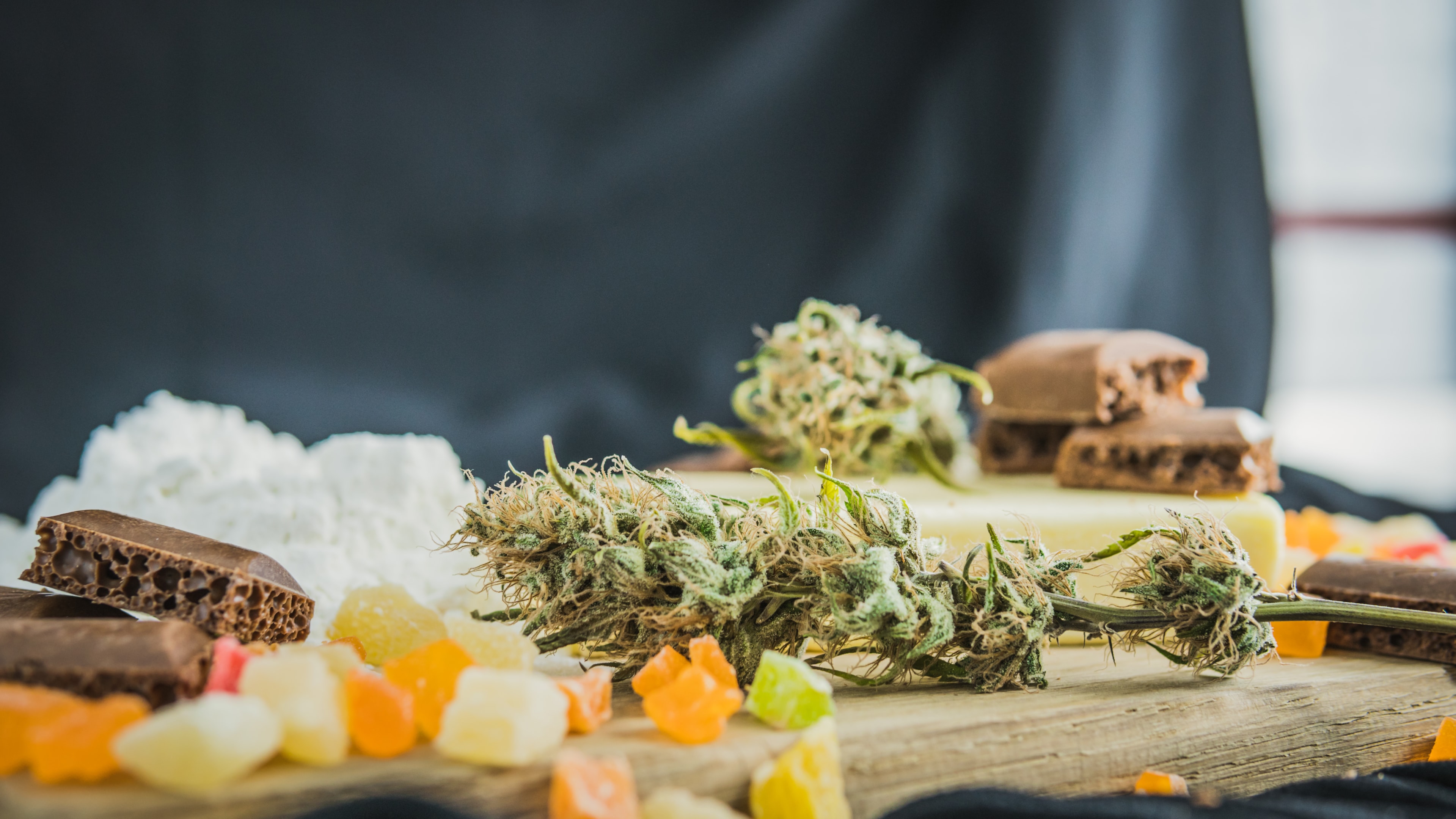 The Best Ways to Enjoy THCA Flower: From Smoking to Cooking