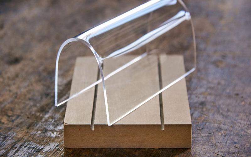 Bending Acrylic Sheets