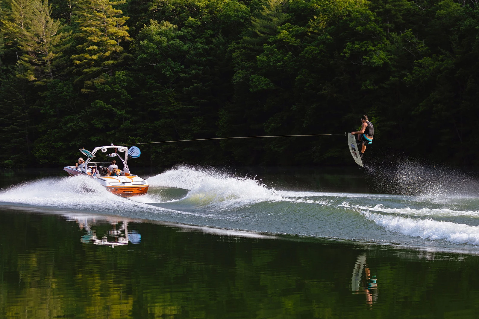 https://blog.axiswake.com/beginner-wakeboarding-tips-from-the-pros