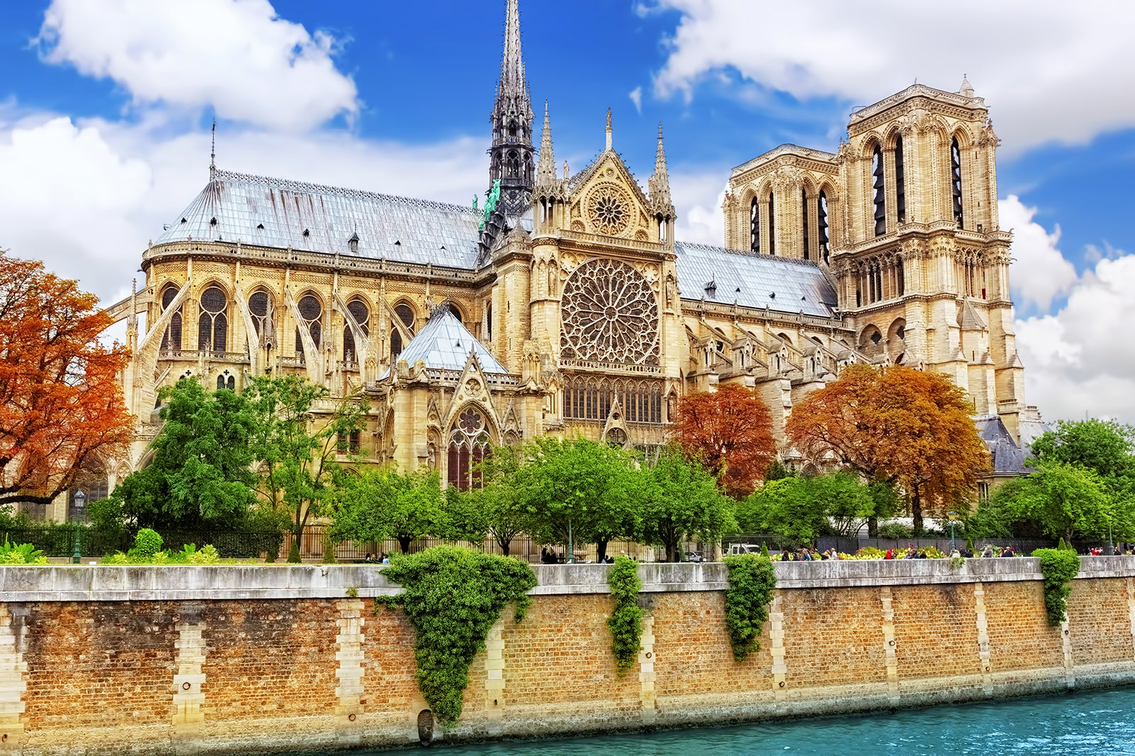 Notre Dame De Paris - Georgian Buildings