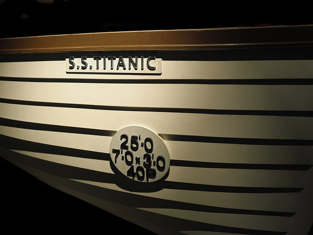 titanic, lifeboat, rescue, cruise ships, how many cruise ship sank