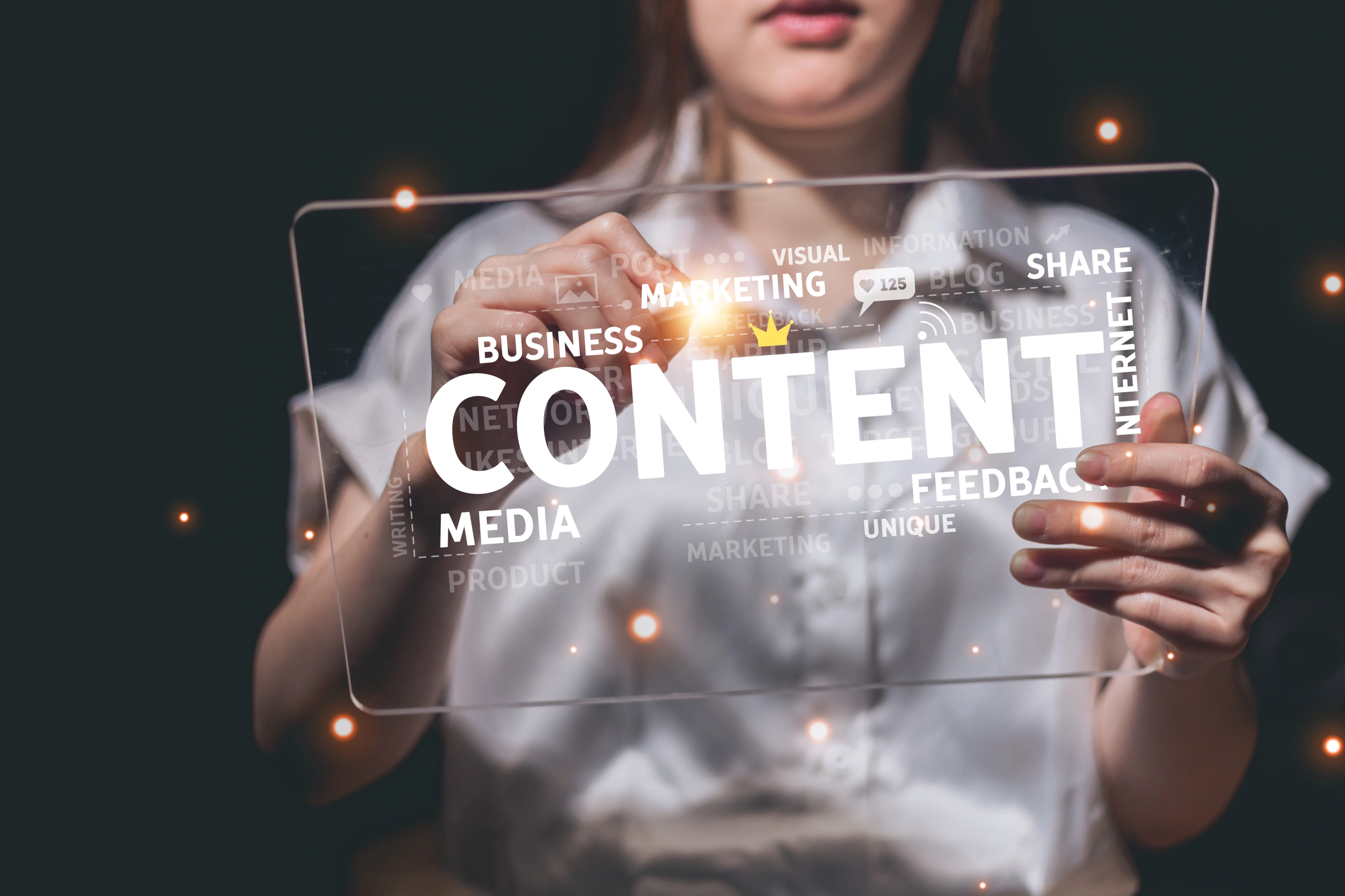 Small business owners discussing content marketing trends for 2023