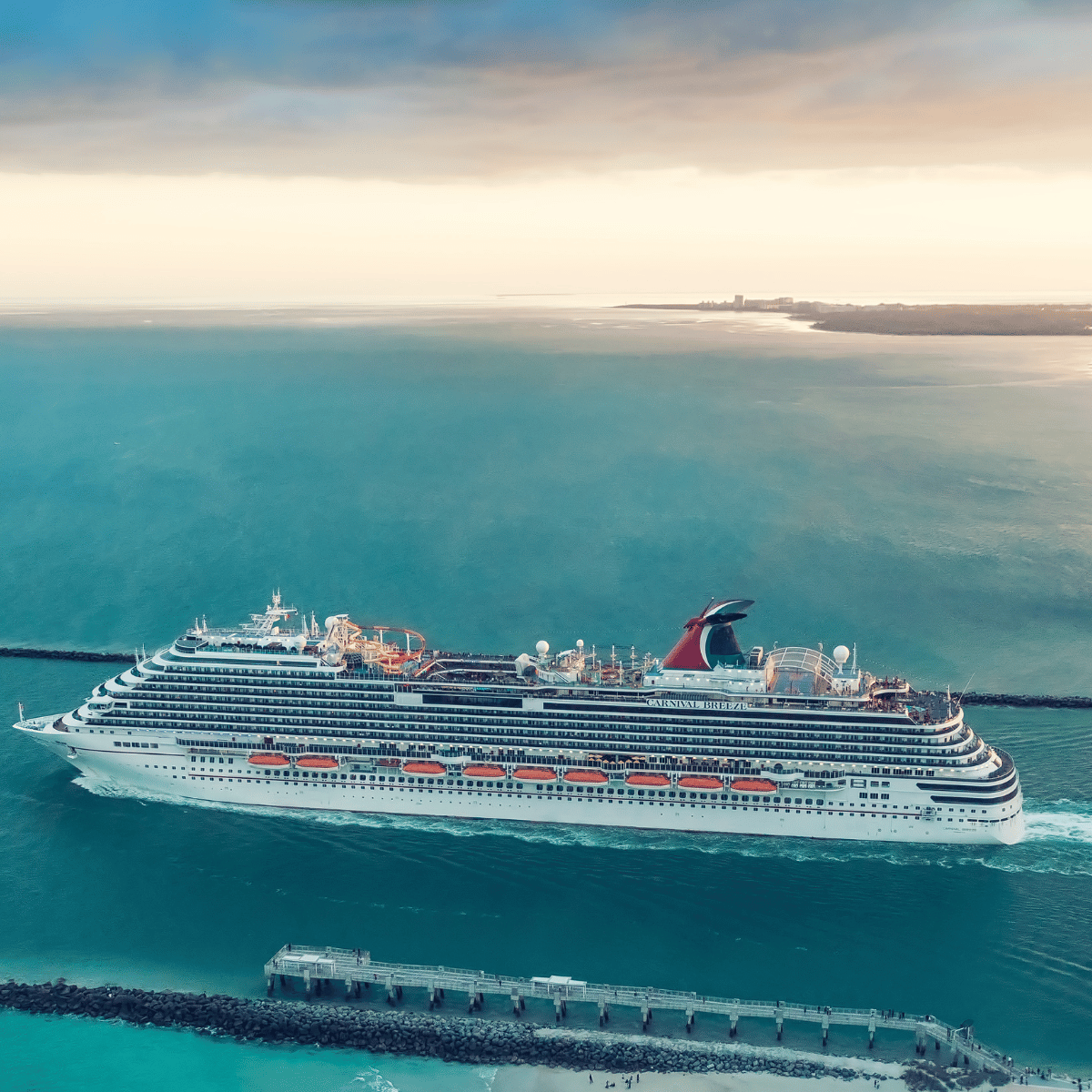 Carnival cruise lines at sea