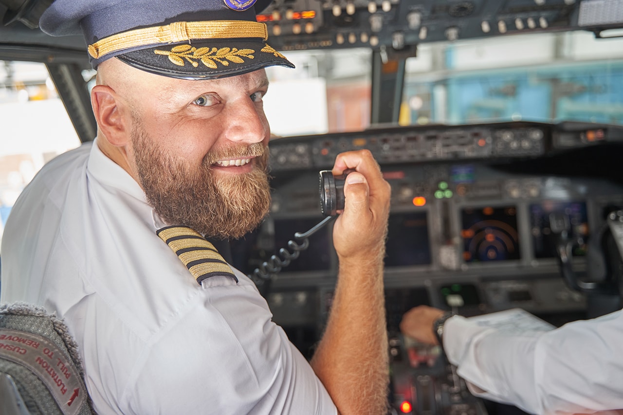 JetBlue captain earnings and their pay structure.