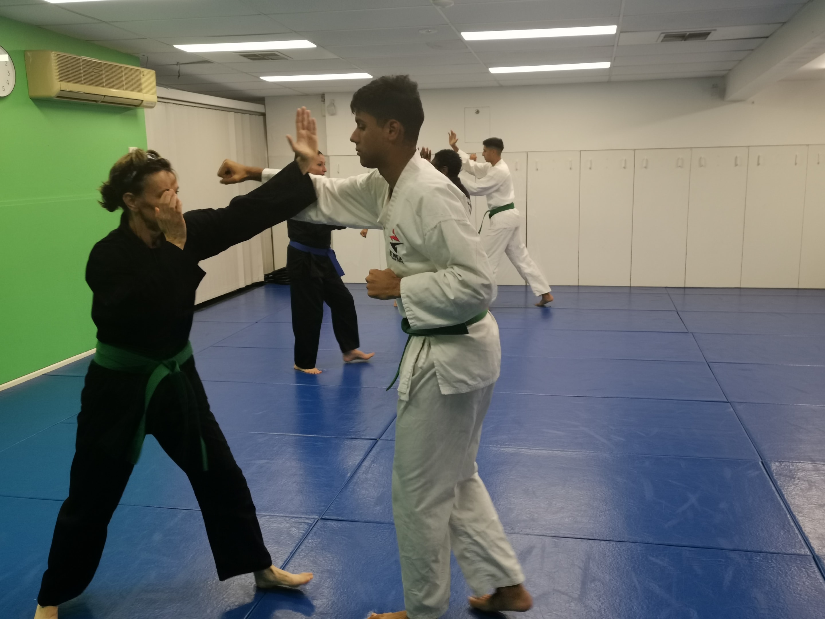 Teens classes in self-defence in brazilian jiu-jitsu cove various age groups and focus on stranger danger awareness.