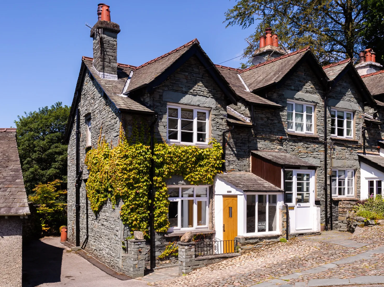 Find affordable holiday cottages at HolidayCottage.com like Rock Lea, Ambleside, Lake District