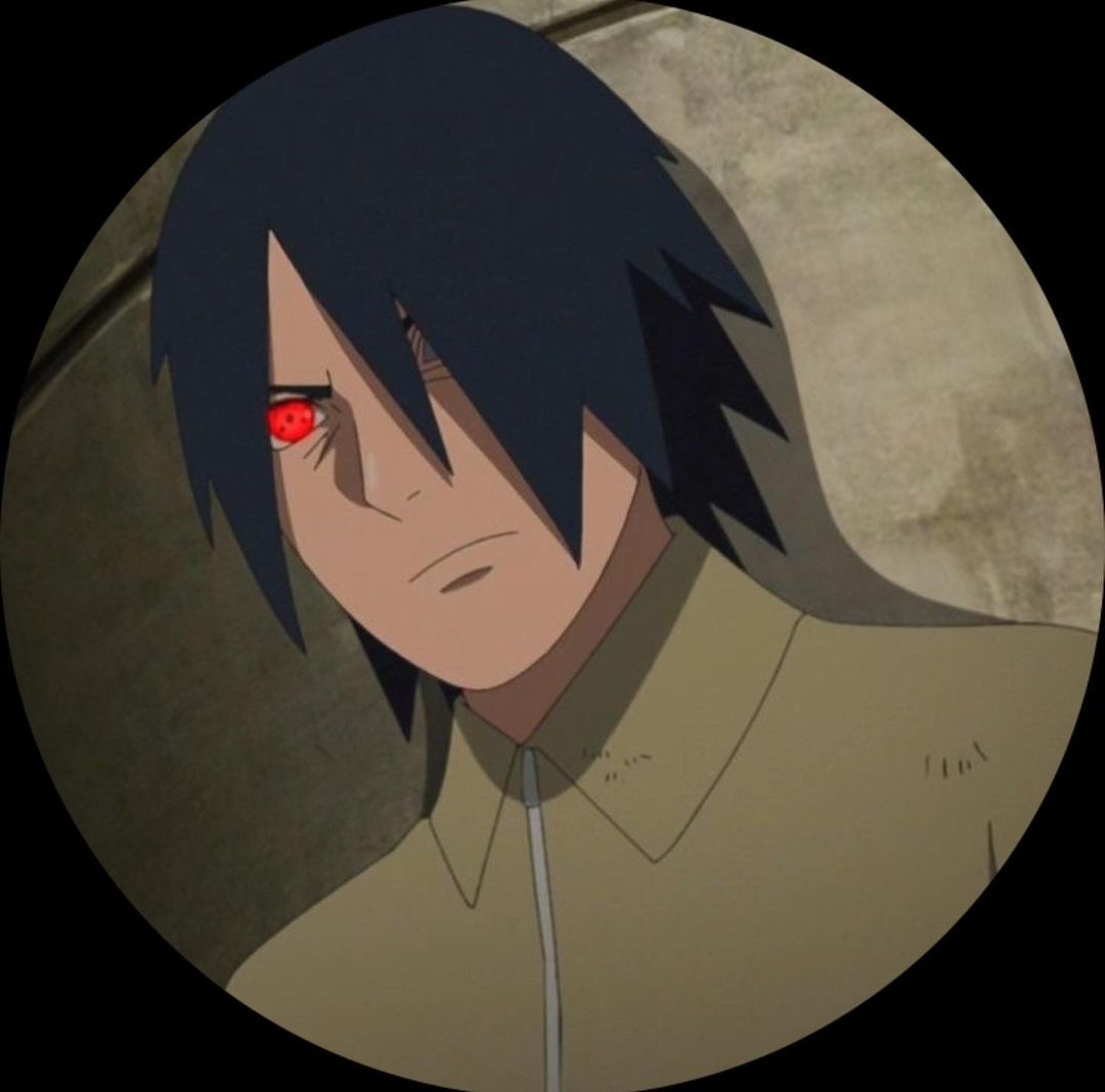 Adult Sasuke Uchiha PFP