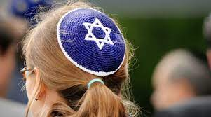 When Women Wear Kippahs – The Forward